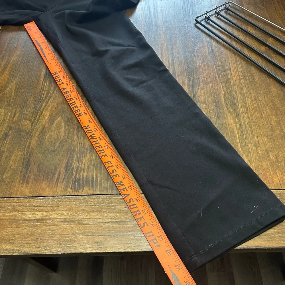 Betabrand black Two-Pocket DPYP Dress Pant Yoga Pant | Straight medium petite - Picture 8 of 8